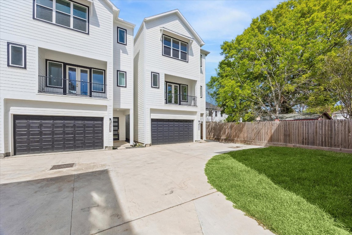 9426 Campbell Road, Unit A Houston, TX 77080 - Photo 16 of 17 Prominently positioned on a coveted corner parcel