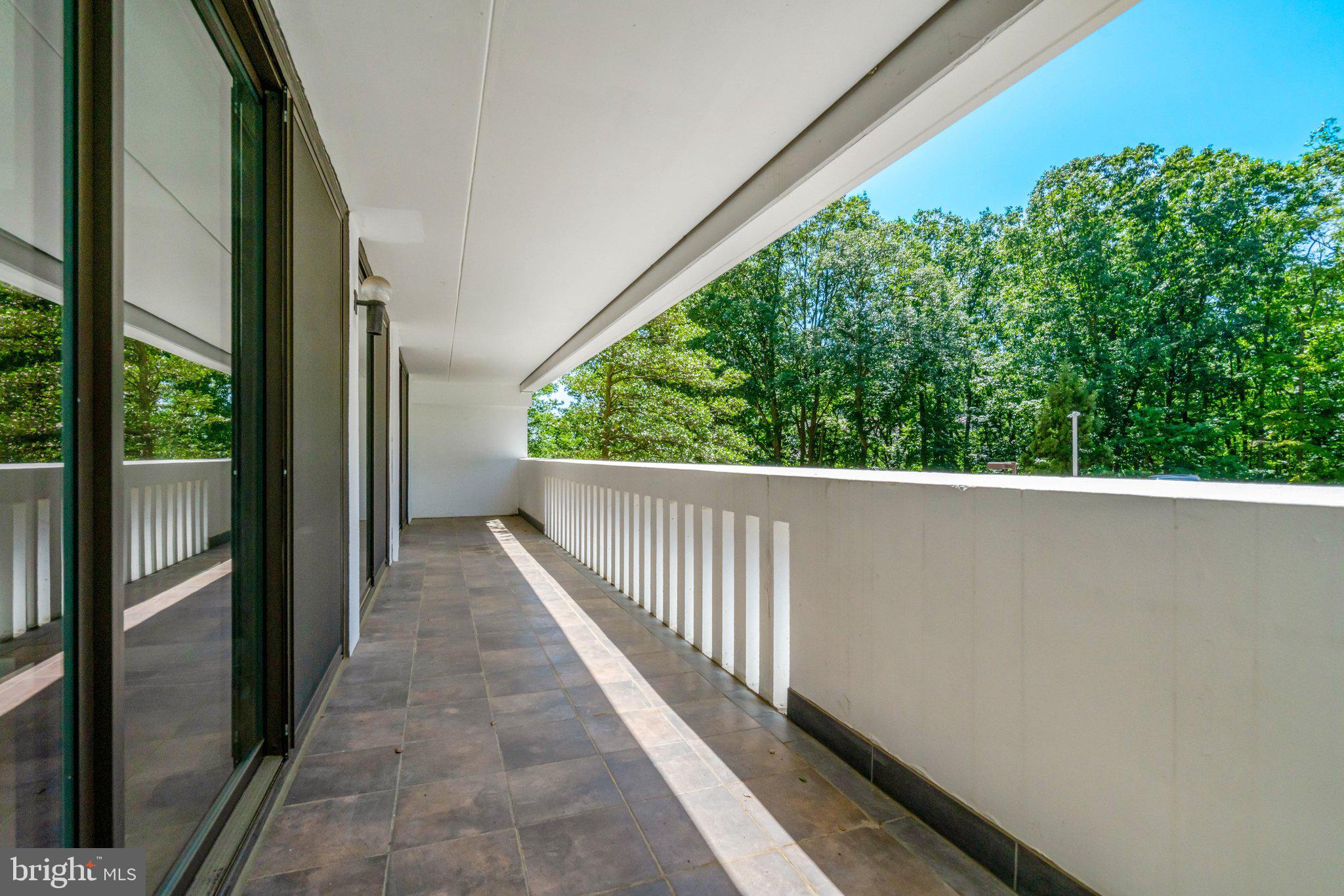 6101 Edsall Road, Unit 302 Alexandria, VA 22304 - Photo 30 of 54