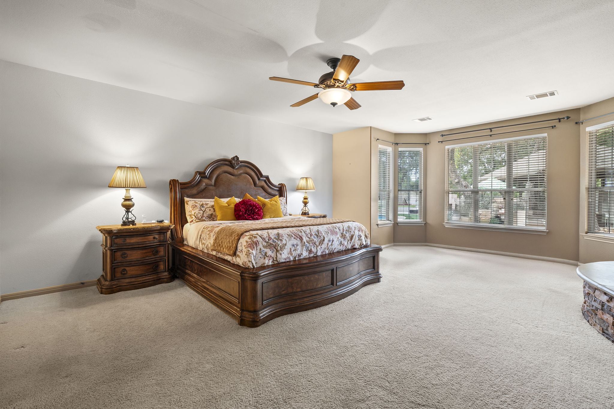 101 Landons Way Georgetown, TX 78633 - Photo 13 of 32 Spacious Primary bedroom