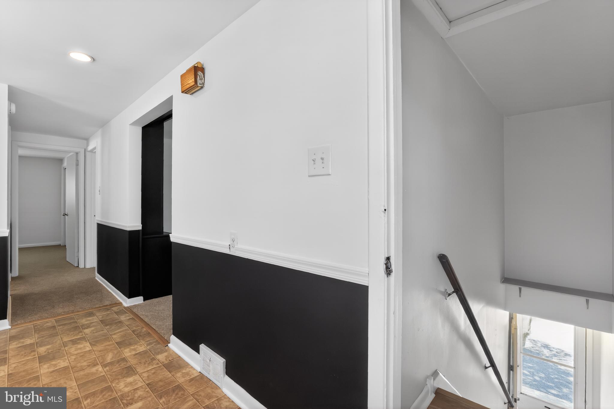 325 Manor Road Hatboro, PA 19040 - Photo 5 of 29 Gallery Image 5