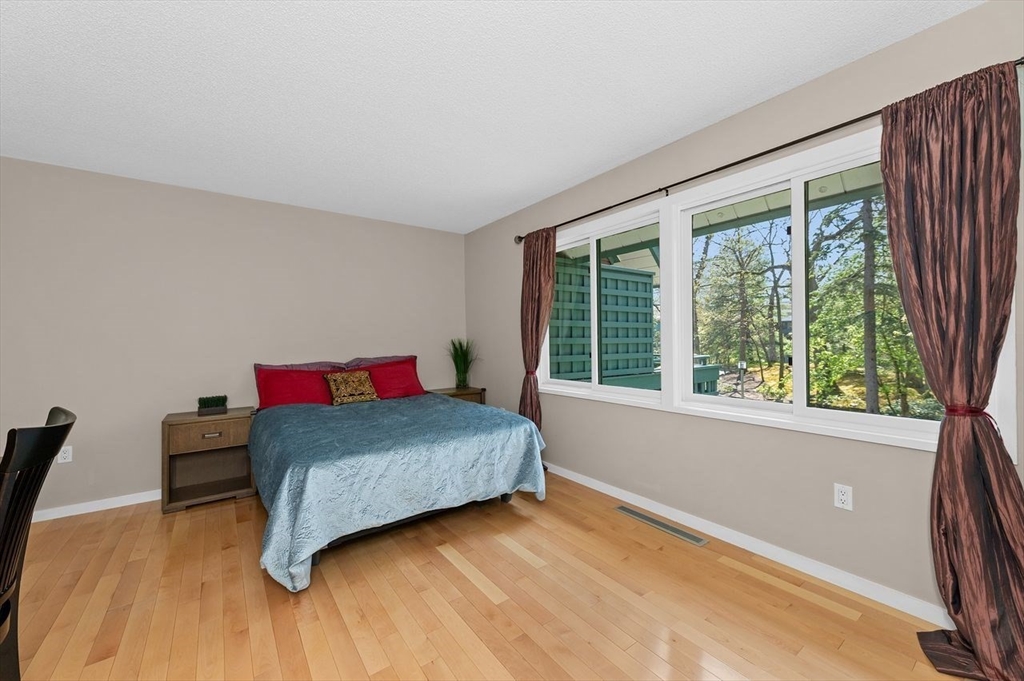 1175 Chestnut Street, Unit 12 Newton, MA 02464 - Photo 23 of 40