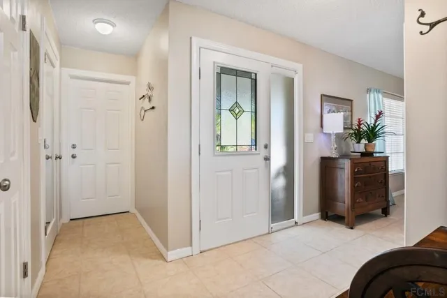 a view of a living room