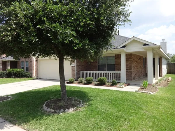 $1,925 | 19339 Otter Trail Court, Katy, TX 77449