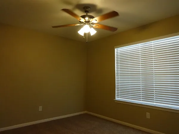 $1,925 | 19339 Otter Trail Court, Katy, TX 77449