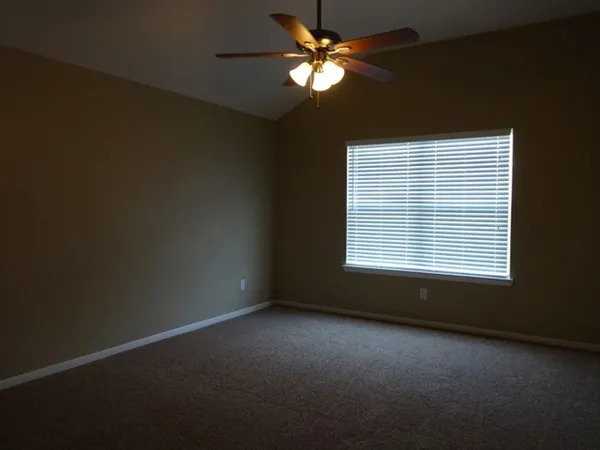 $1,925 | 19339 Otter Trail Court, Katy, TX 77449