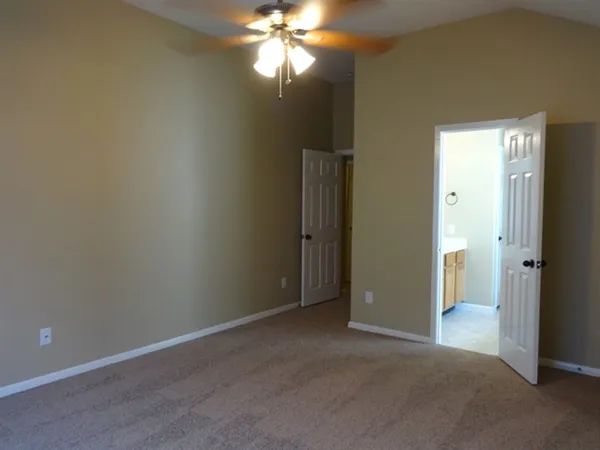 $1,925 | 19339 Otter Trail Court, Katy, TX 77449