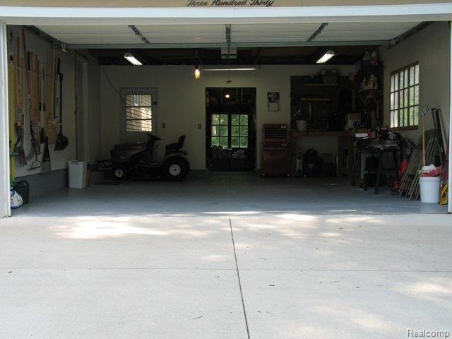 330 Maplehill Road Rochester, MI 48306 - Photo 24 of 25 Garage 2