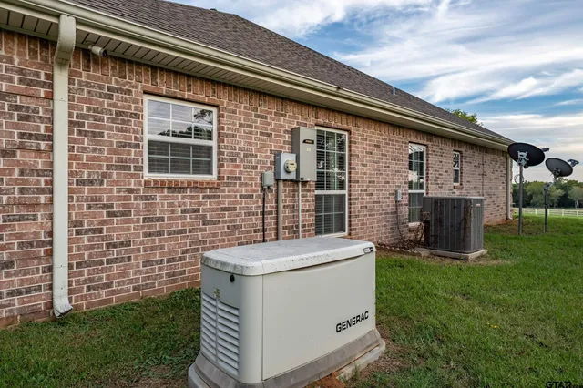 $475,000 | 13314 Farm To Market 768, Jacksonville, TX 75766