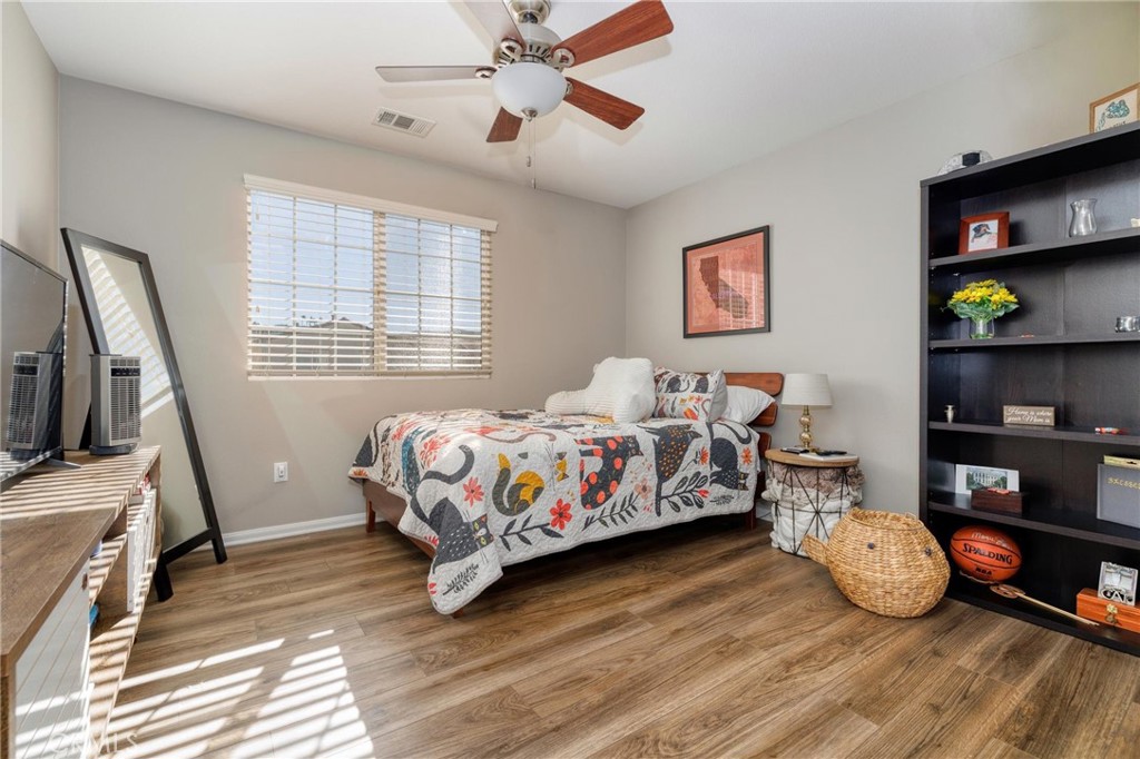 2968 Royal Simi Valley, CA 93065 - Photo 17 of 39