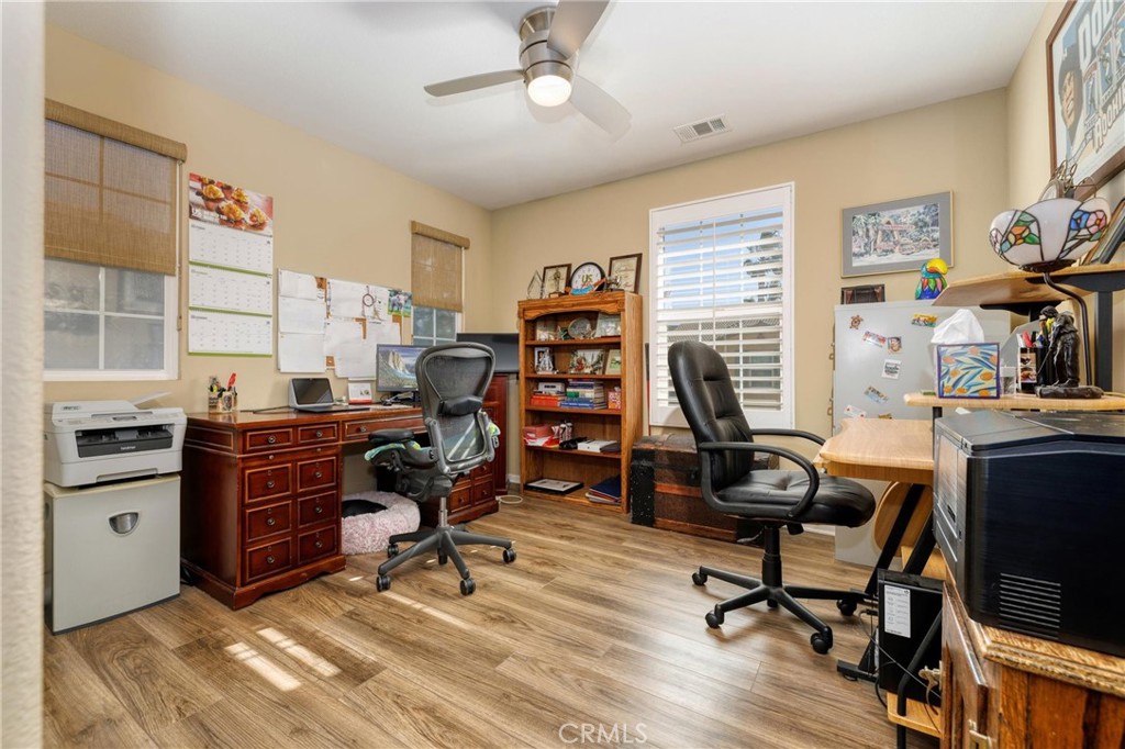 2968 Royal Simi Valley, CA 93065 - Photo 18 of 38