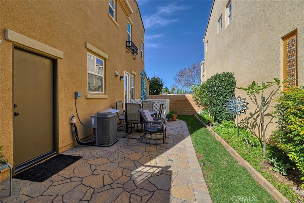 2968 Royal Simi Valley, CA 93065 - Photo 23 of 39