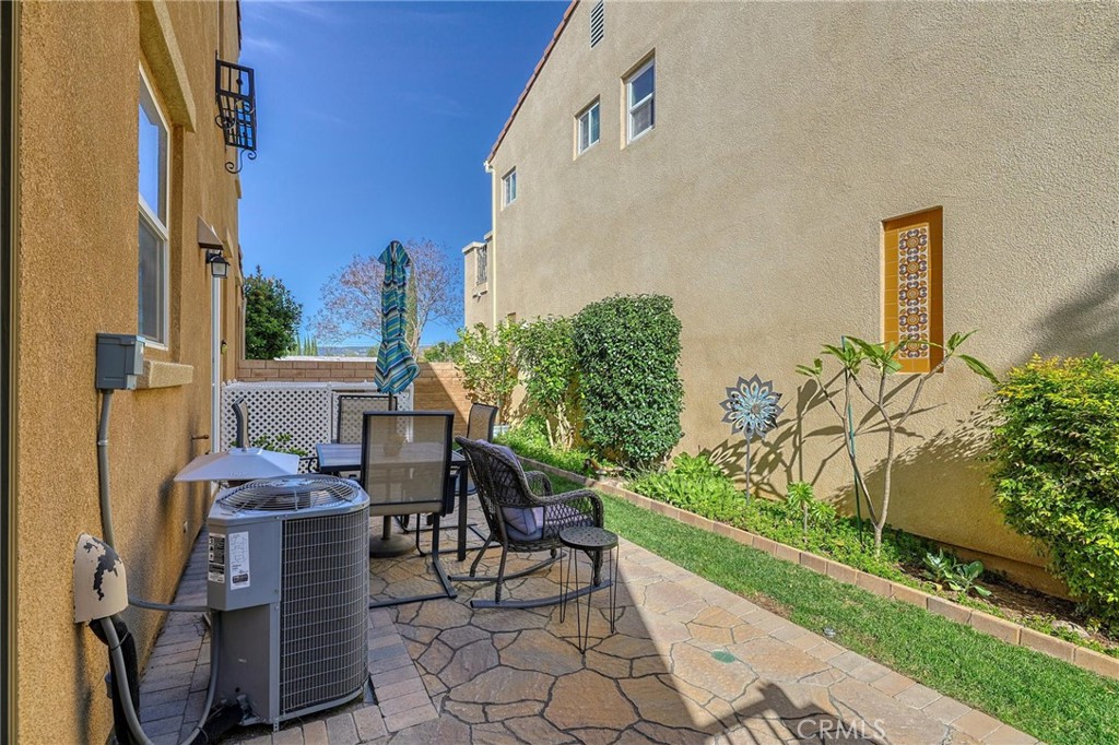 2968 Royal Simi Valley, CA 93065 - Photo 24 of 39