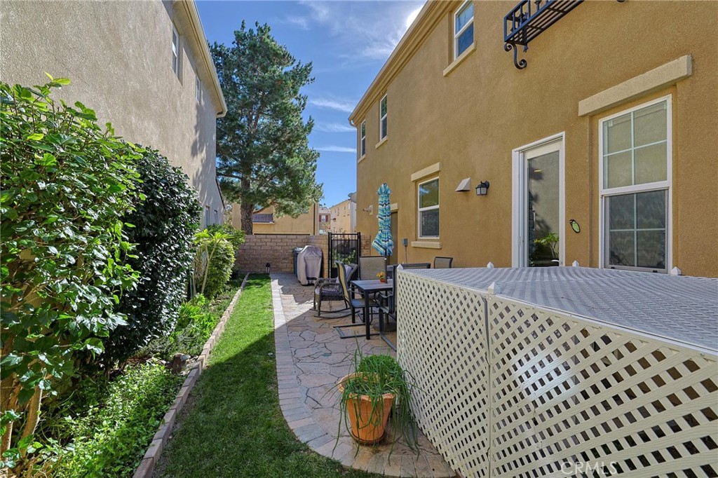 2968 Royal Simi Valley, CA 93065 - Photo 25 of 39