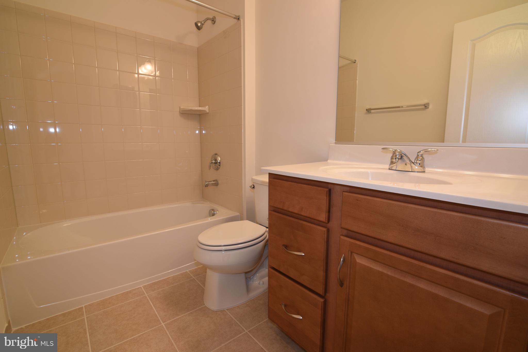42459 Benfold Square Brambleton, VA 20148 - Photo 24 of 52 Bath 2