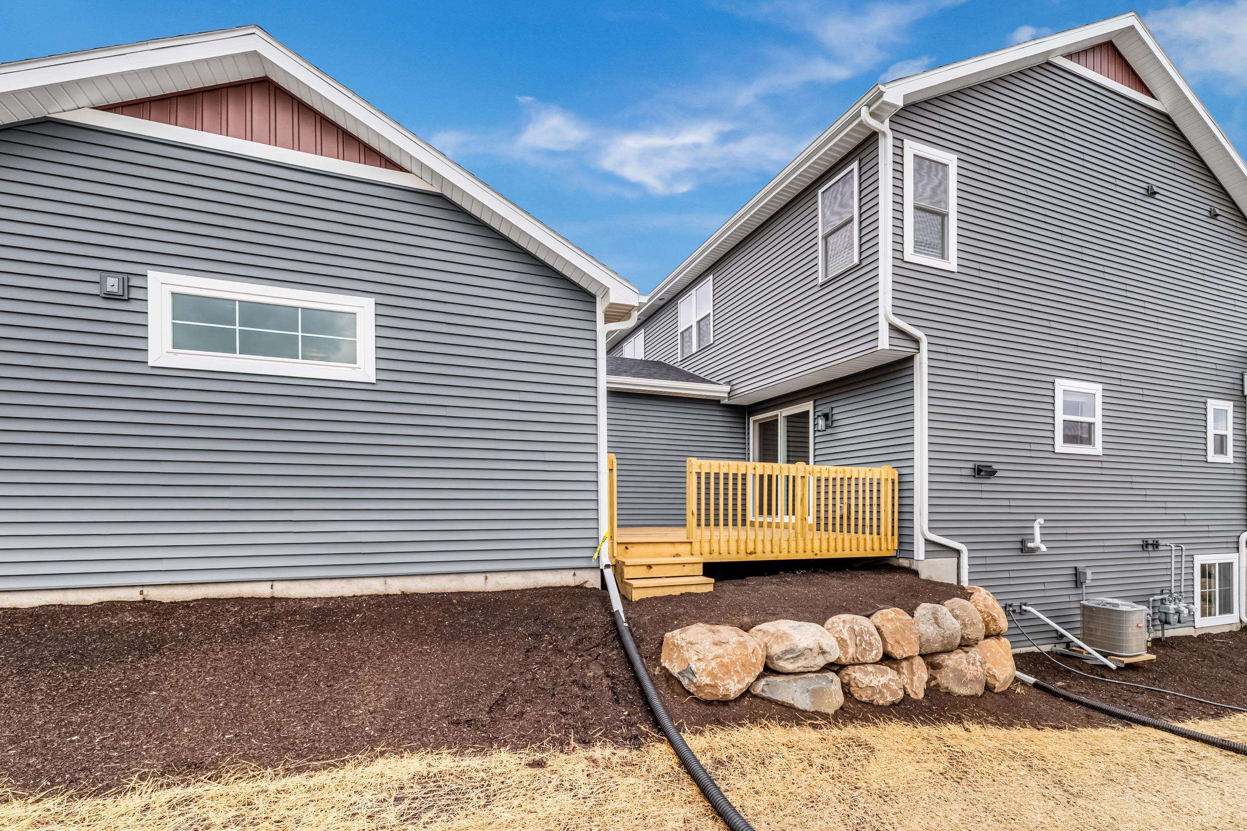 2124 South High Point Road Madison, WI 53719 - Photo 4 of 33 Gallery Image 4