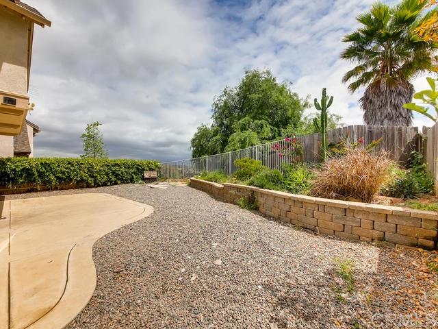 667 Poets Square Fallbrook, CA 92028 - Photo 17 of 20