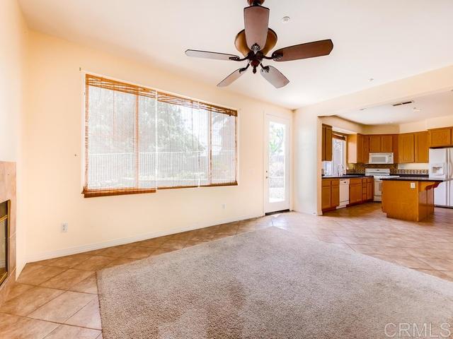 667 Poets Square Fallbrook, CA 92028 - Photo 10 of 20