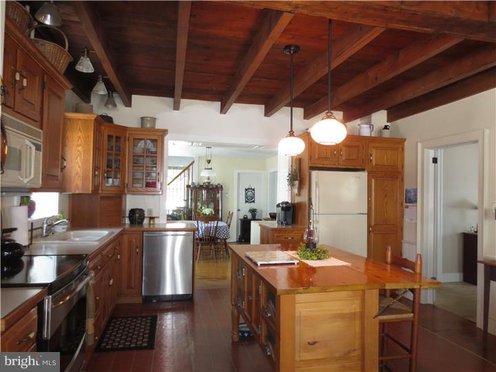 941 Long Mill Road Telford, PA 18969 - Photo 3 of 20 Kitchen