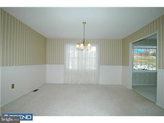 4689 Pheasant Run Reading, PA 19606 - Photo 3 of 8 Dining Room