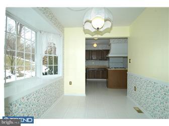 4689 Pheasant Run Reading, PA 19606 - Photo 5 of 8 Breakfast Room