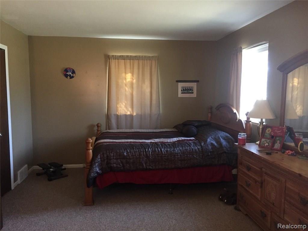 1829 Gray Road Howell, MI 48843 - Photo 8 of 10 1829 MB 1.jpg