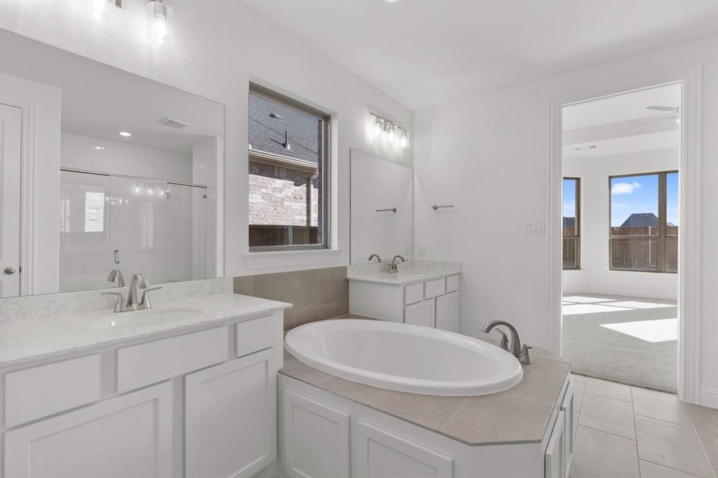 728 Bridle Path Aubrey, TX 76227 - Photo 21 of 40 DAL_Sandbrock Ranch_Eagle Mountain_728 Briddle Path Parkway (21)