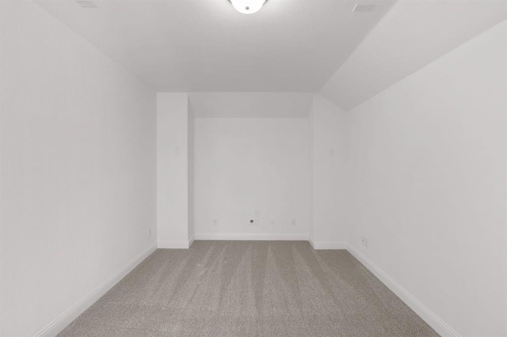 728 Bridle Path Aubrey, TX 76227 - Photo 27 of 40 DAL_Sandbrock Ranch_Eagle Mountain_728 Briddle Path Parkway (25)