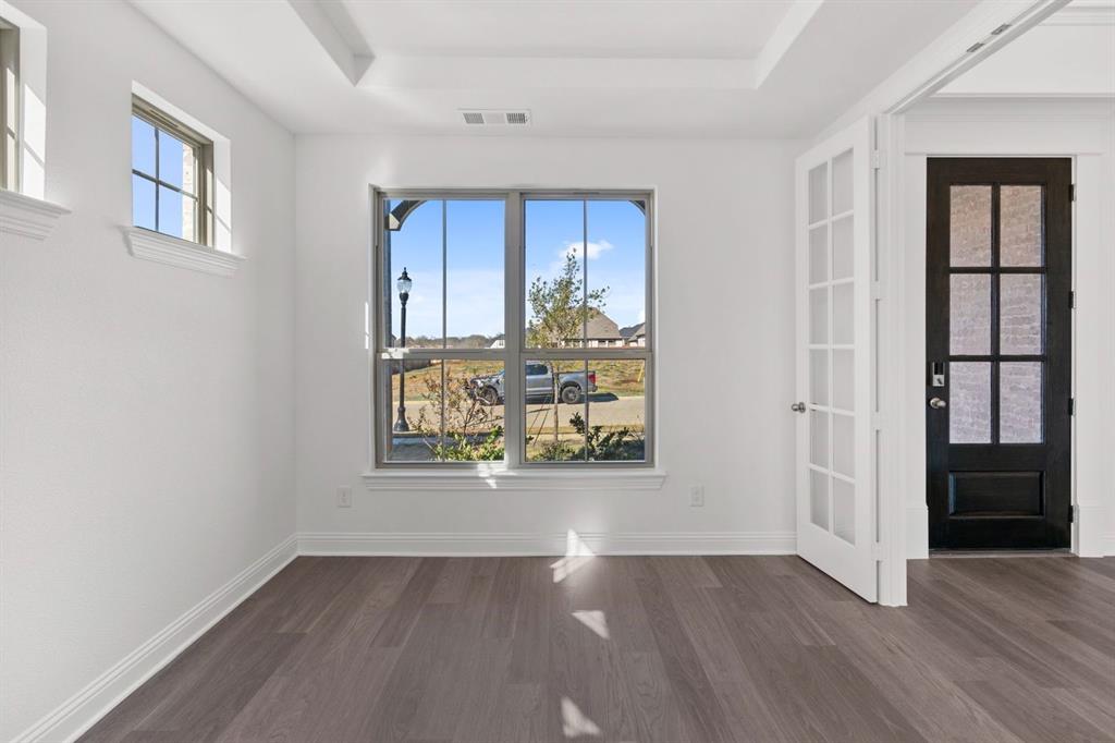 728 Bridle Path Aubrey, TX 76227 - Photo 5 of 40 DAL_Sandbrock Ranch_Eagle Mountain_728 Briddle Path Parkway (35)