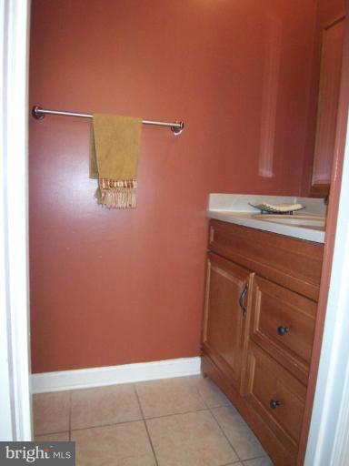 1317 South Glebe Road Arlington, VA 22204 - Photo 15 of 26 Half Bath 1