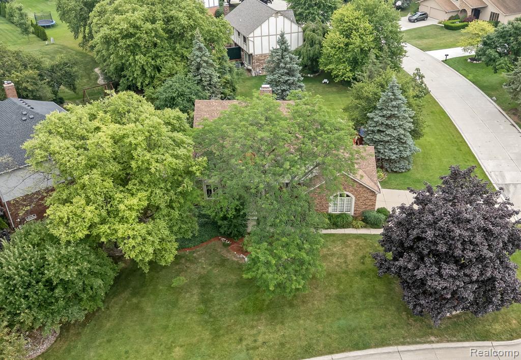 264 Stonetree Circle Rochester Hills, MI 48309 - Photo 1 of 35