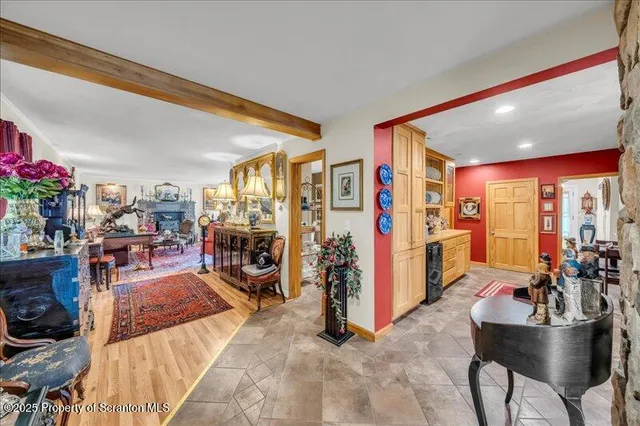 $349,900 | 425 Lake Avenue, Montrose, PA 18801