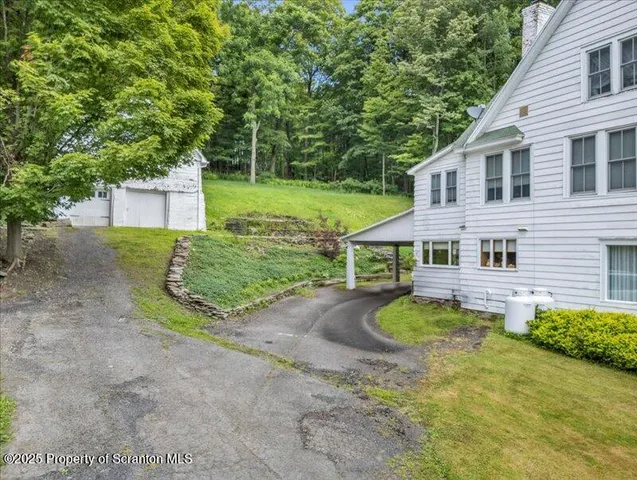 $349,900 | 425 Lake Avenue, Montrose, PA 18801