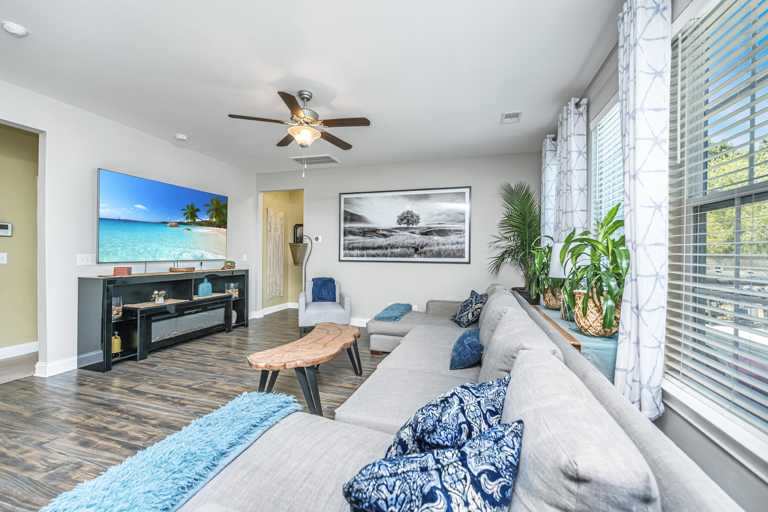 403 Spectrum Road Summerville, SC 29486 - Photo 15 of 50 403SpectrumRd018