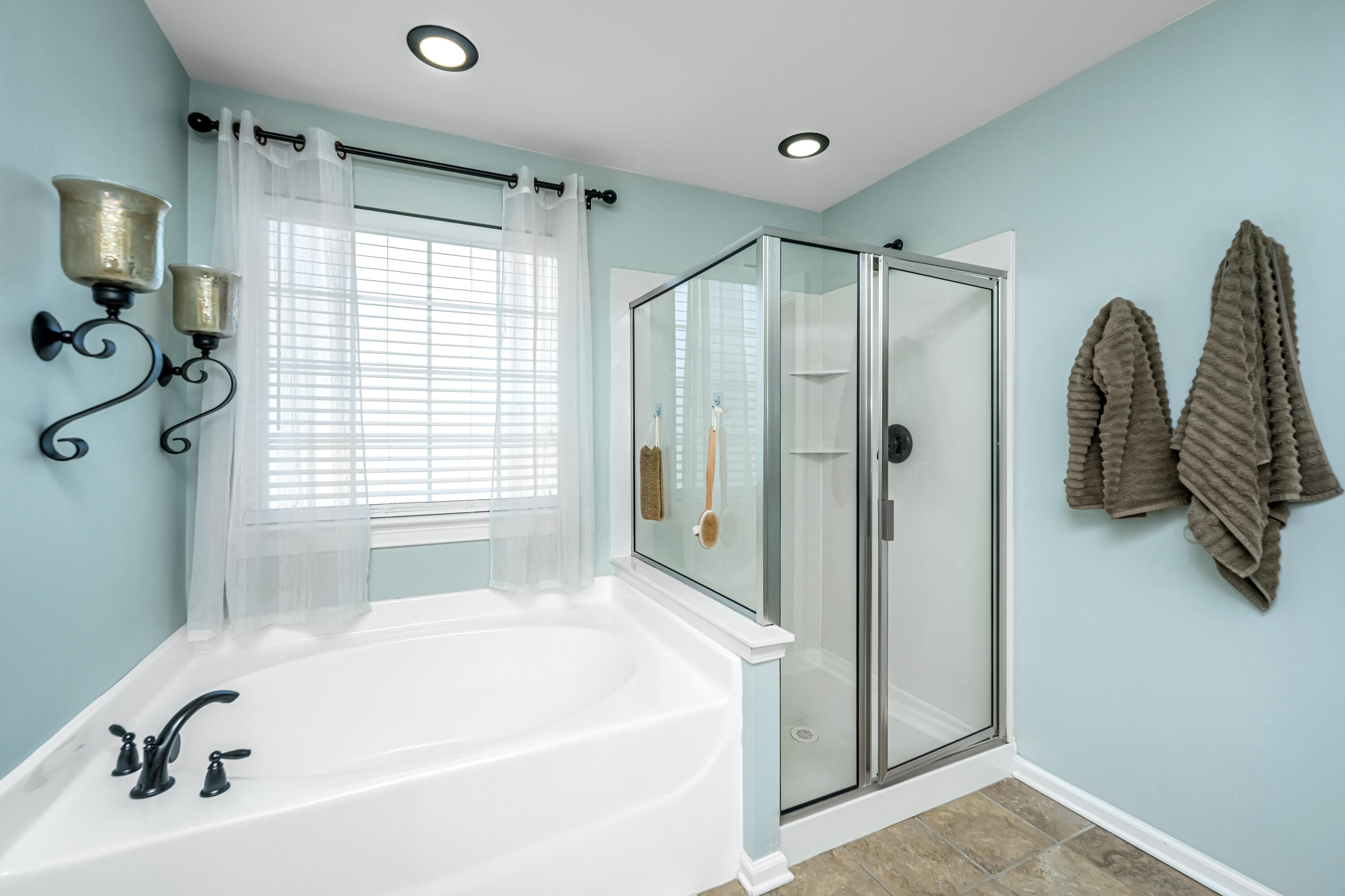 403 Spectrum Road Summerville, SC 29486 - Photo 25 of 50 Primary Bath