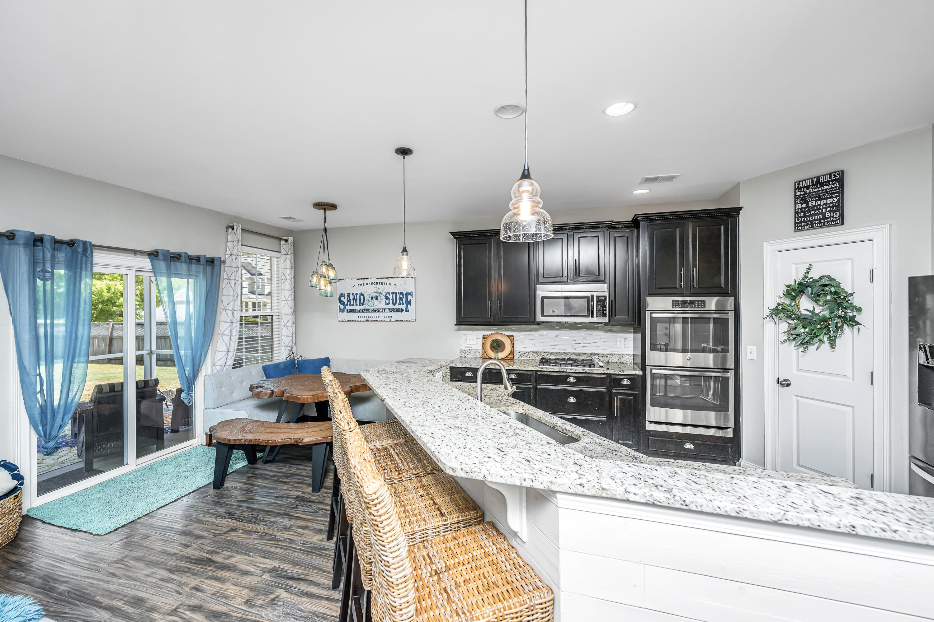 403 Spectrum Road Summerville, SC 29486 - Photo 9 of 50 403SpectrumRd011