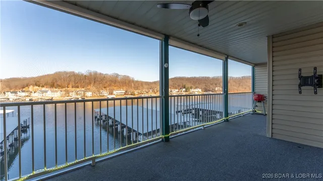 $264,900 | 770 Pershing Drive, Unit 3B, Camdenton, MO 65020