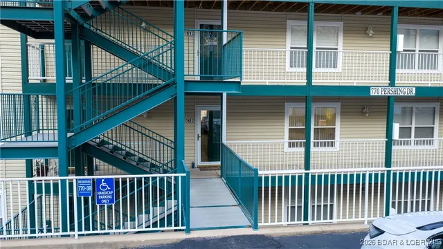 $264,900 | 770 Pershing Drive, Unit 3B, Camdenton, MO 65020