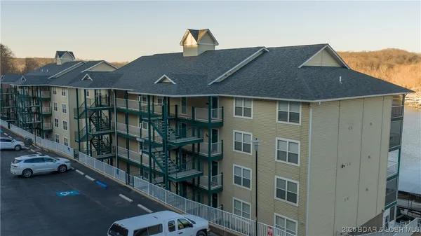 $259,900 | 770 Pershing Drive, Unit 3B, Camdenton, MO 65020