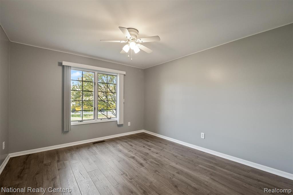 667 Shortridge Avenue Rochester Hills, MI 48307 - Photo 13 of 27