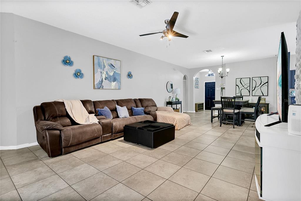 259 Magical Way Kissimmee, FL 34744 - Photo 2 of 21