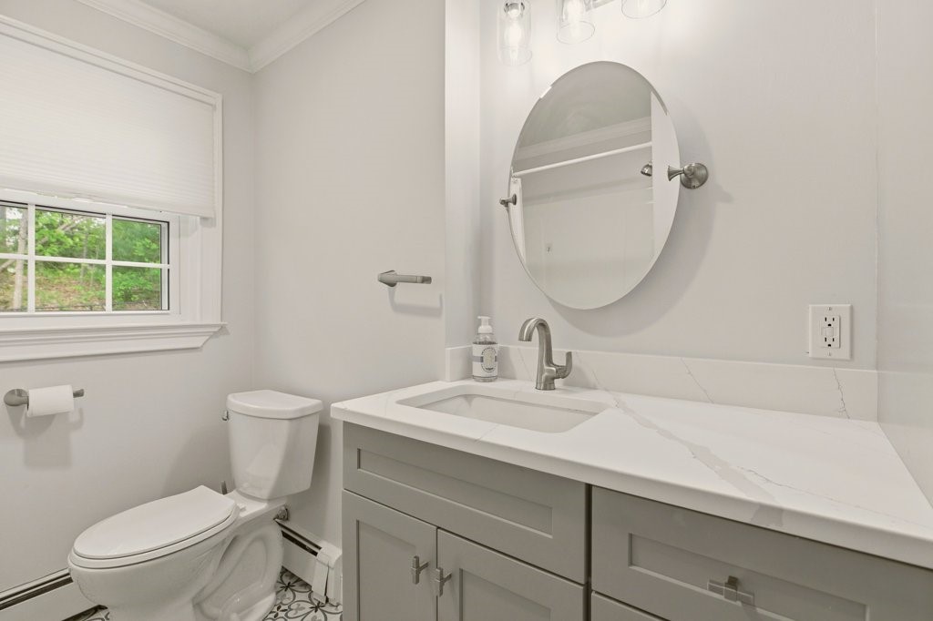 78 Grand View Road East Greenwich, RI 02818 - Photo 29 of 47