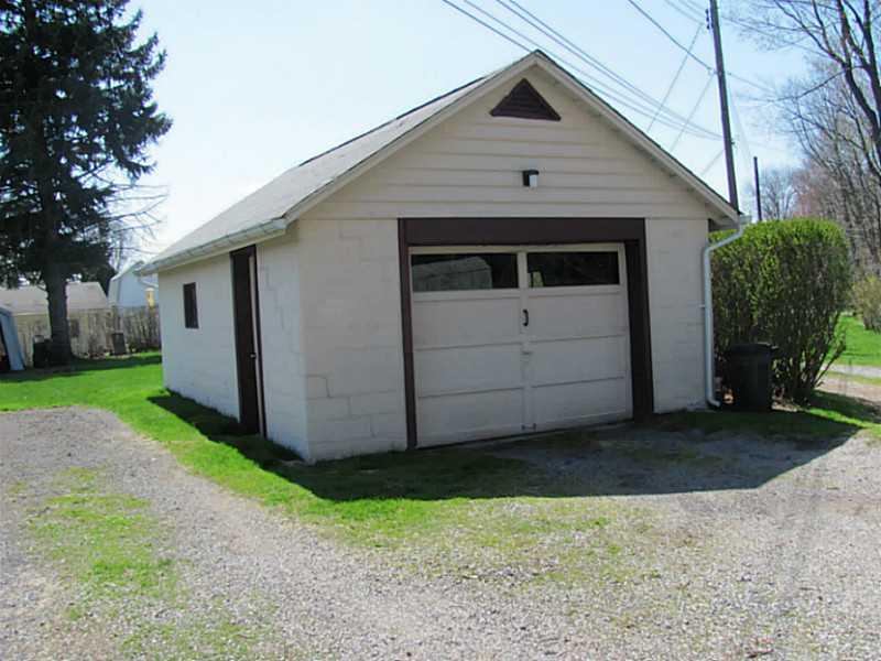 173 Chicora Road Butler, PA 16001 - Photo 4 of 14 Parking Lot/Garage.