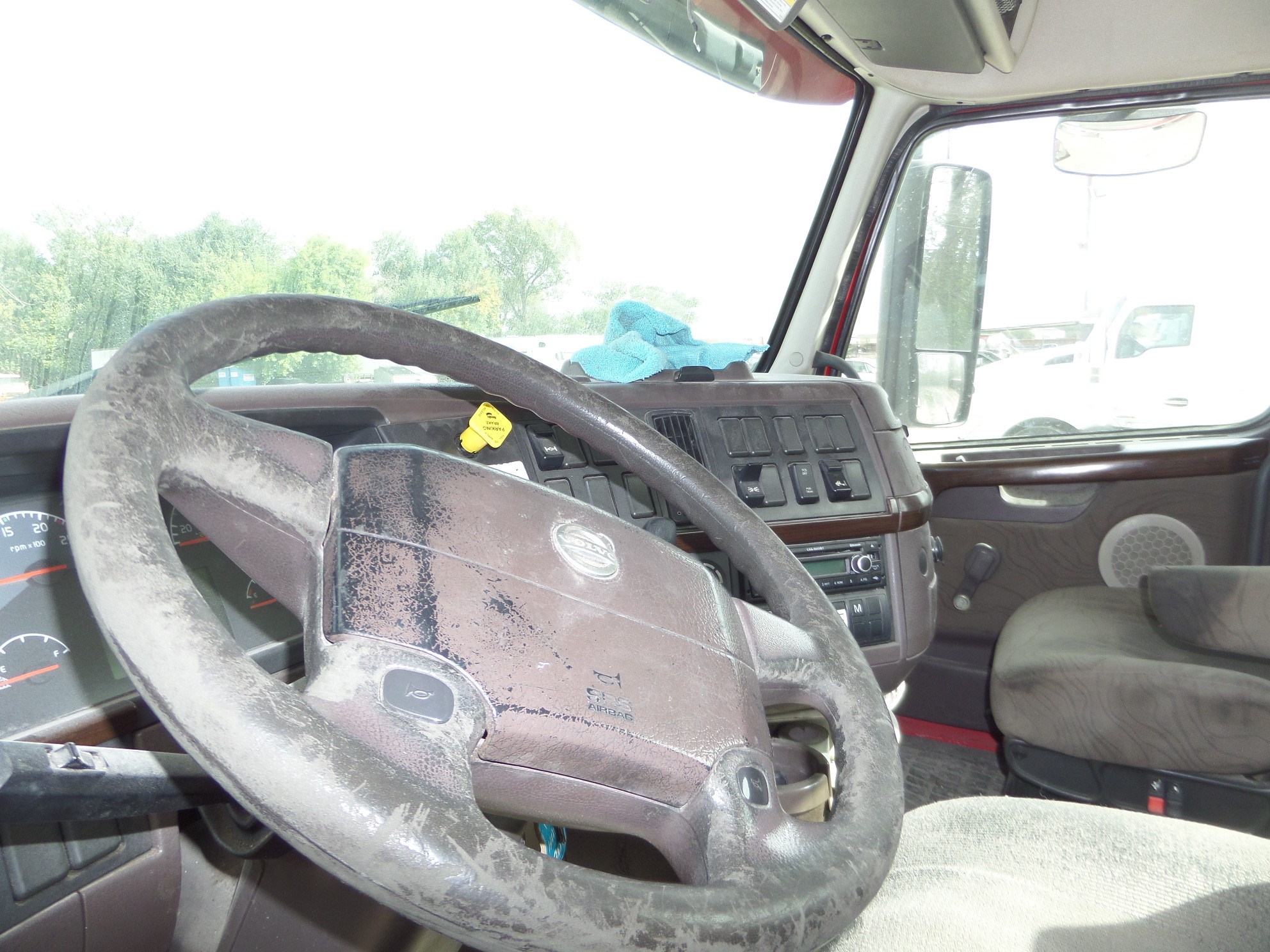 9700 Mykawa Road Houston, TX 77048 - Photo 37 of 48 a living room with furniture and window