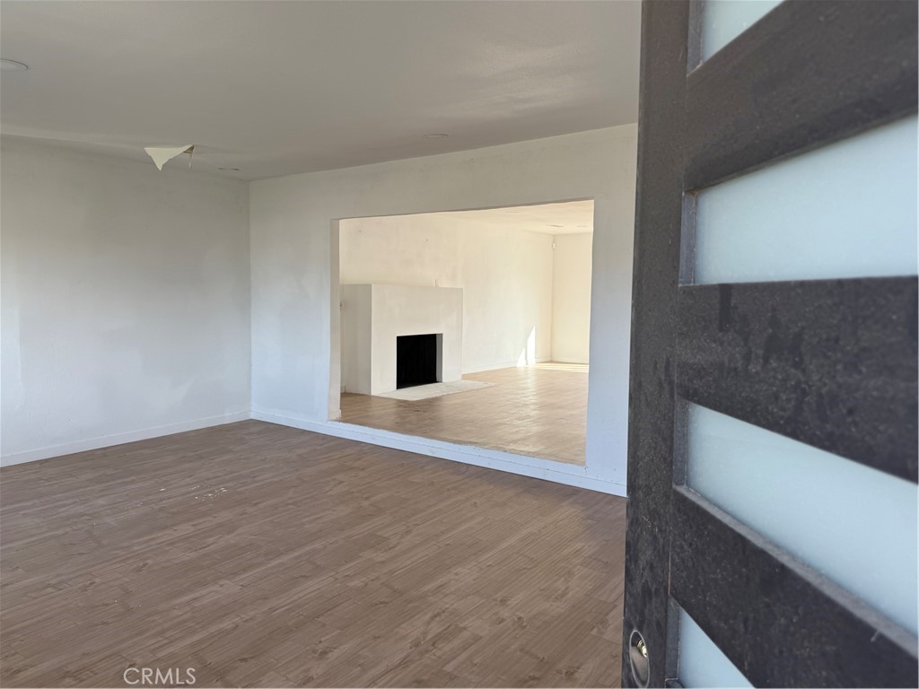 6459 Ruth Drive Yucca Valley, CA 92284 - Photo 4 of 24 Entry room
