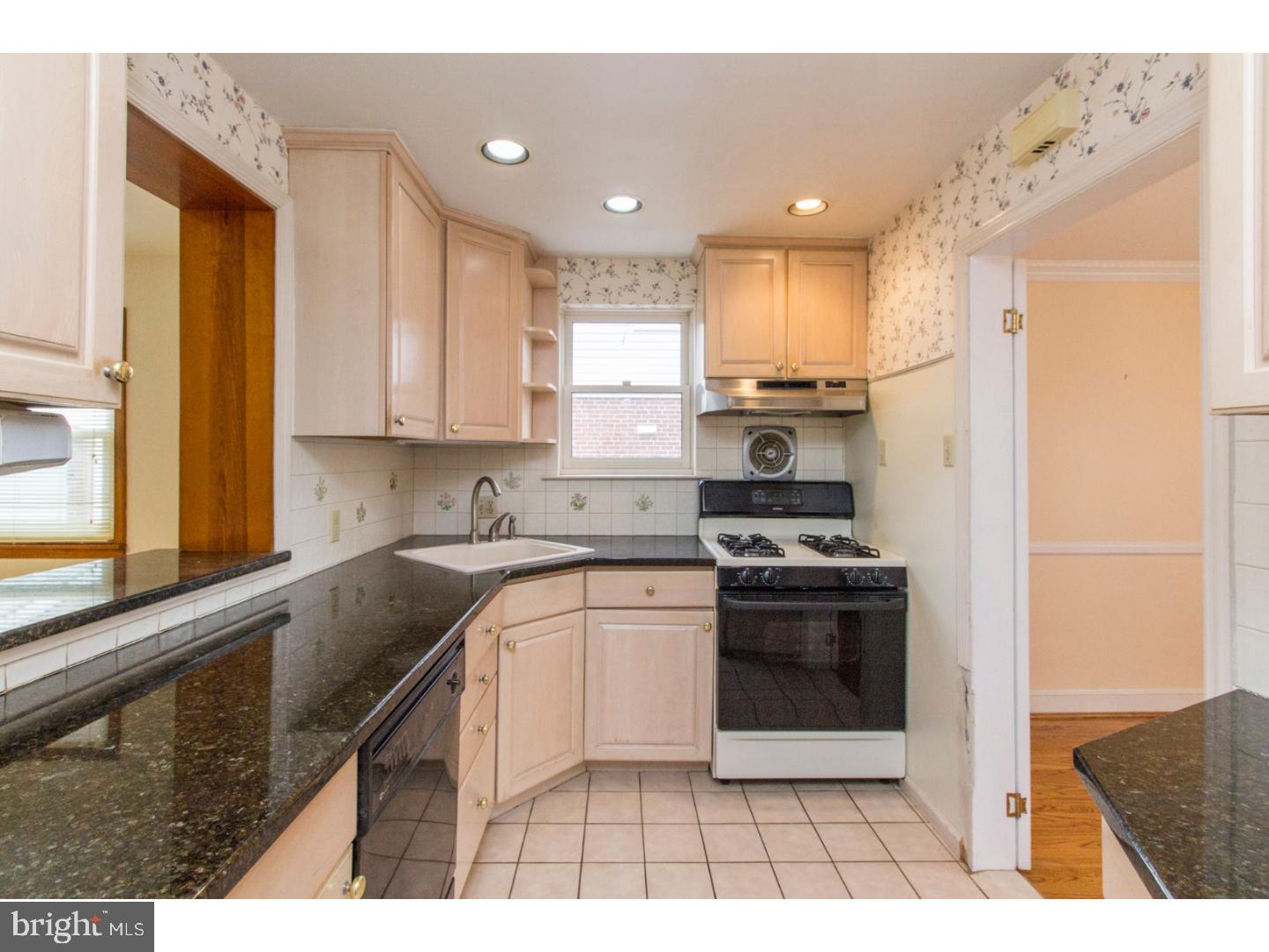 220 Pine Ridge Road Havertown, PA 19083 - Photo 13 of 21