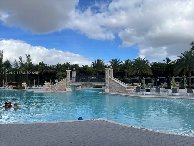 $3,000 | 8175 Northwest 104th Avenue, Unit 33, Doral, FL 33178