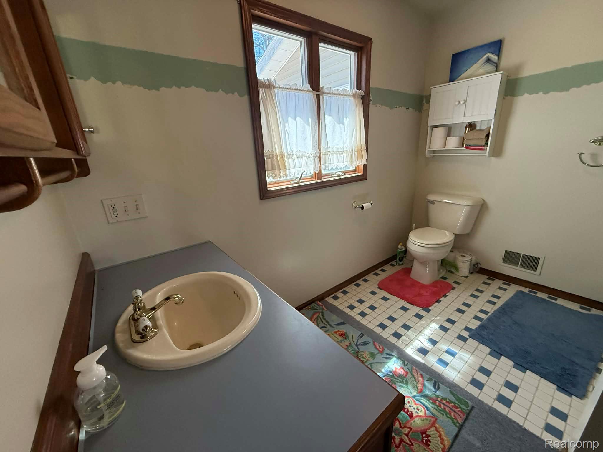 4689 Port Austin Road Caseville, MI 48725 - Photo 12 of 24 Ensuite Bath