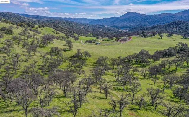$1,249,000 | 13300 Lone Bend Road, Jamestown, CA 95327