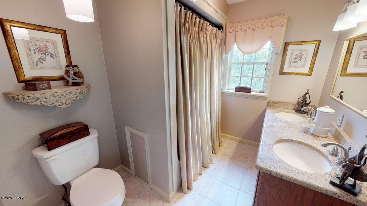 1538 Fairfield Road Lewisburg, PA 17837 - Photo 25 of 54 024 Master Bath