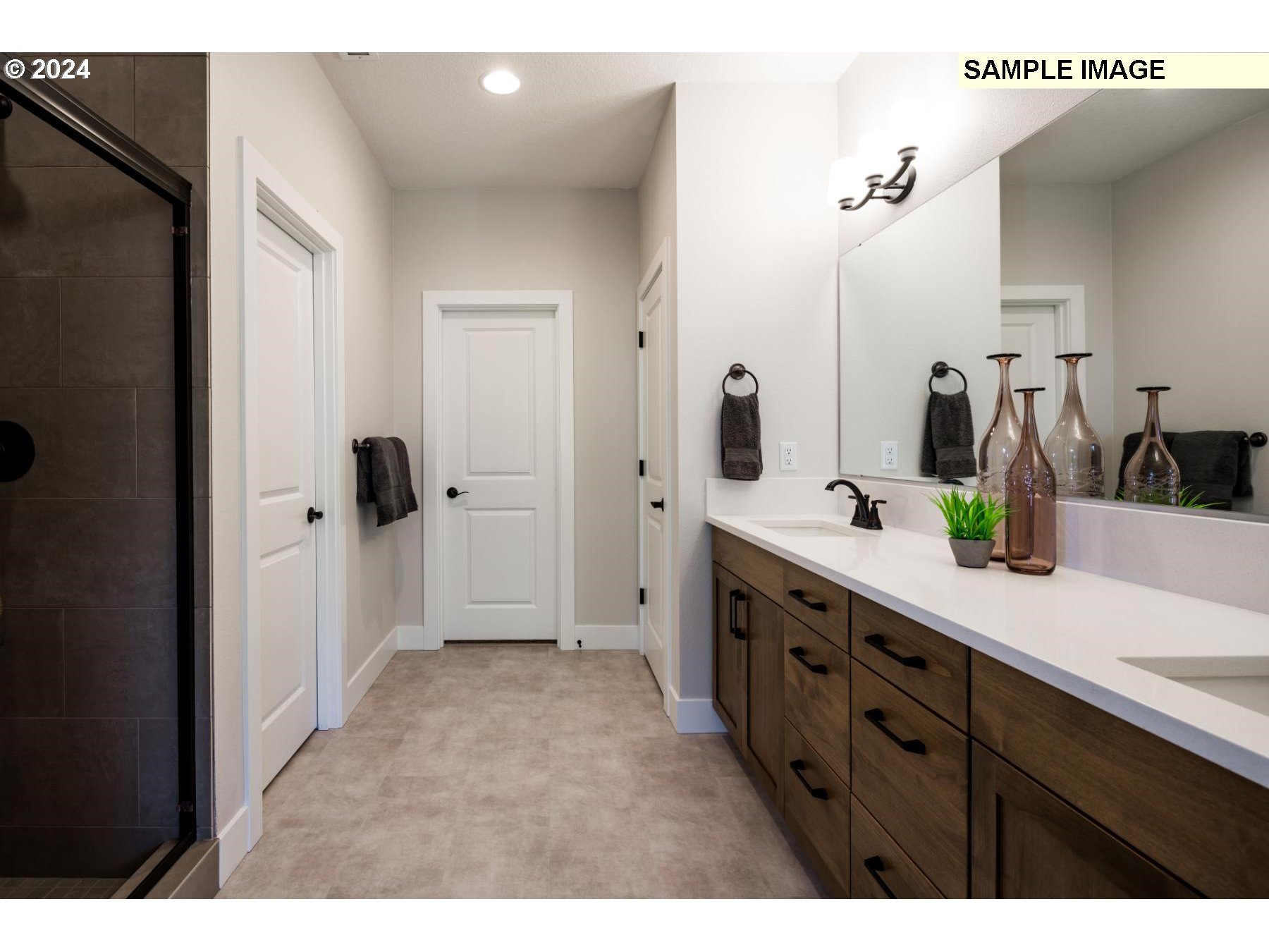 2076 South River Road Kelso, WA 98626 - Photo 12 of 20 Gallery Image 12